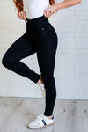 Judy Blue Nicole Tummy Control Skinny Jeans in Black